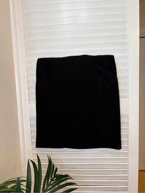 Theory Wool Knit Black Pencil Skirt in Size 4